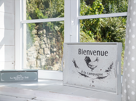 gîte le bois aux charmes salon bar